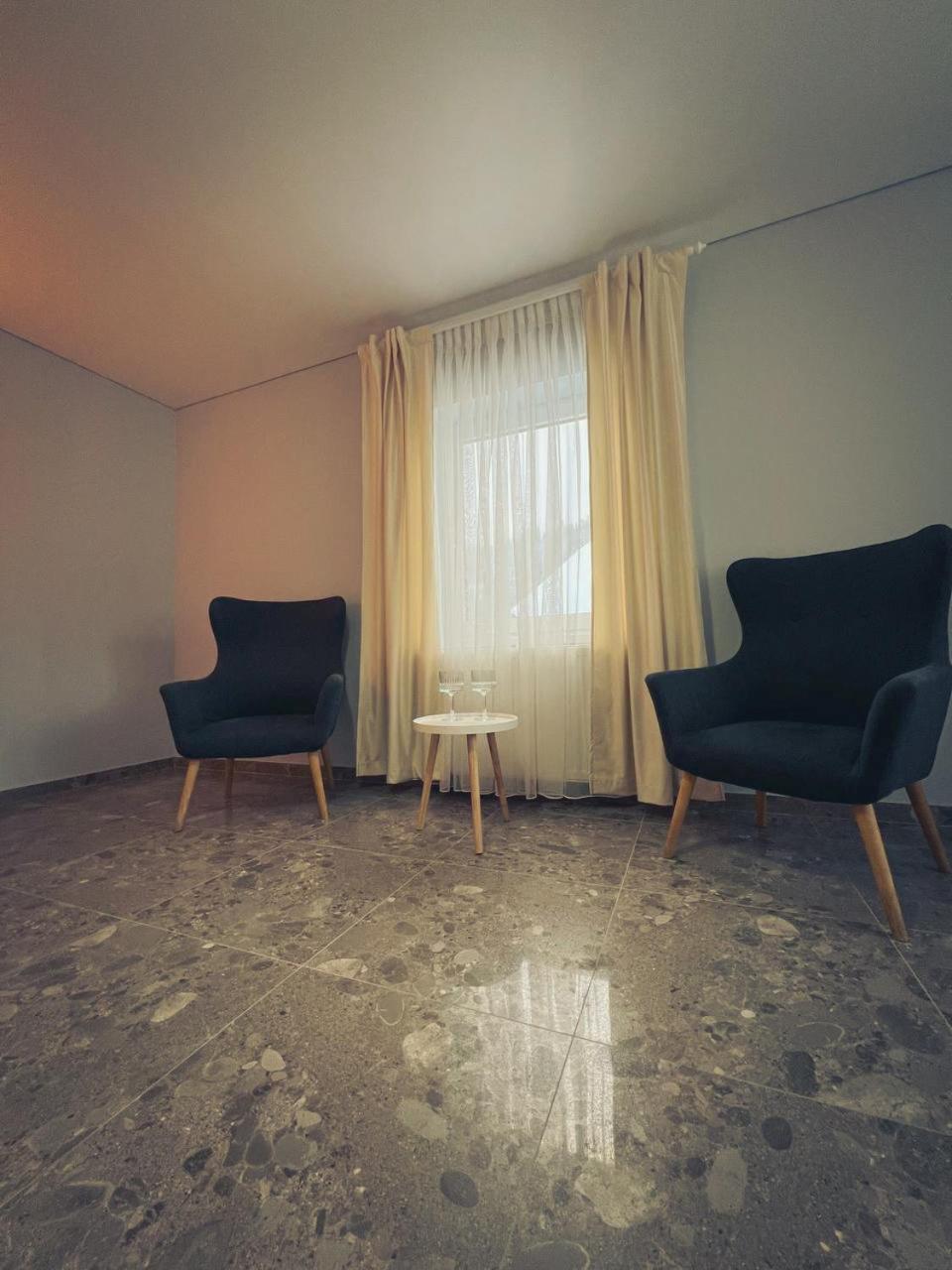 Imperial Hotel バコヴェル エクステリア 写真